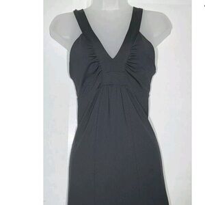 Patagonia Women s S Black VNeck Sleeveless Athletic Halter Pull on Midi Dress